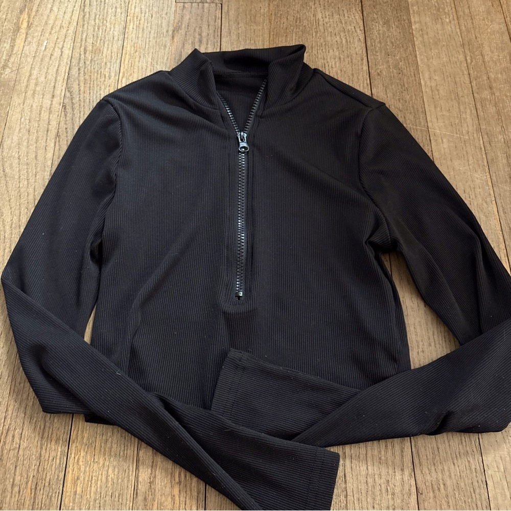 Leasty Cropped 1/2 Zip Black Ribbed Long Sleeve Top Sz S
